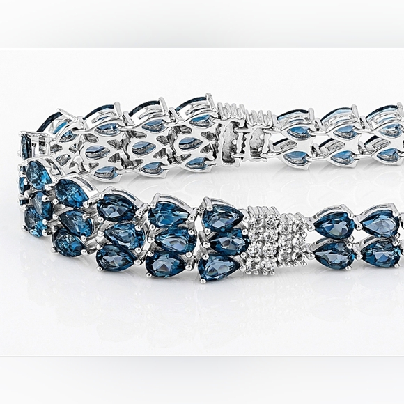 Bangkok Ratnaraj Jewelers Jewelry - Genuine London Blue Topaz 💙 & White Topaz Bracelet in Sterling Silver!
